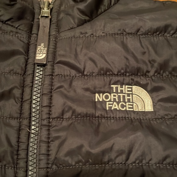 The North Face Reversible Puffer Sherpa Jacket- 7/8/Small - Picture 3 of 9